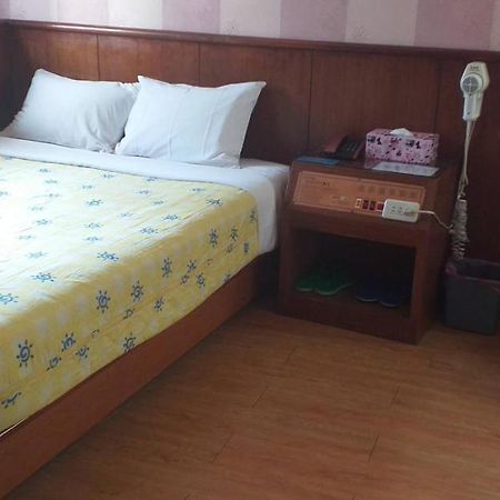 Jin Ge Hot Spring Hotel Цзяосі Екстер'єр фото